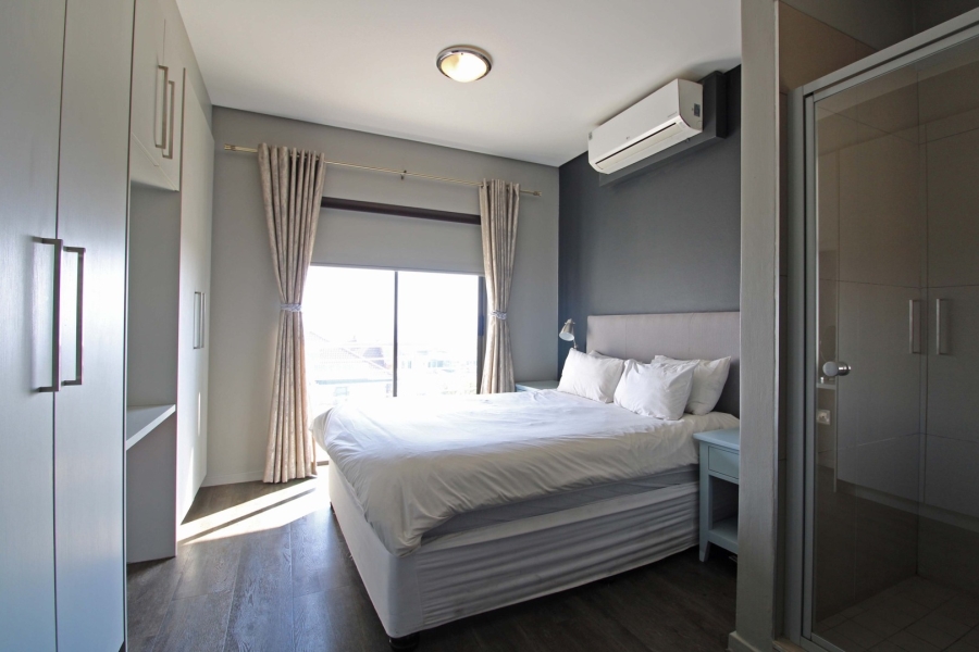 To Let 2 Bedroom Property for Rent in Bryanston Gauteng