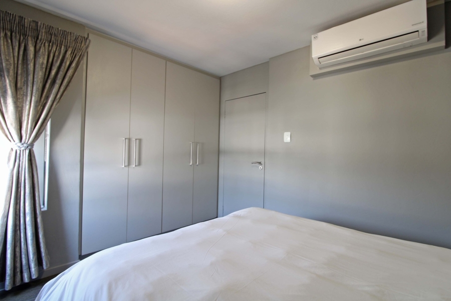 To Let 2 Bedroom Property for Rent in Bryanston Gauteng