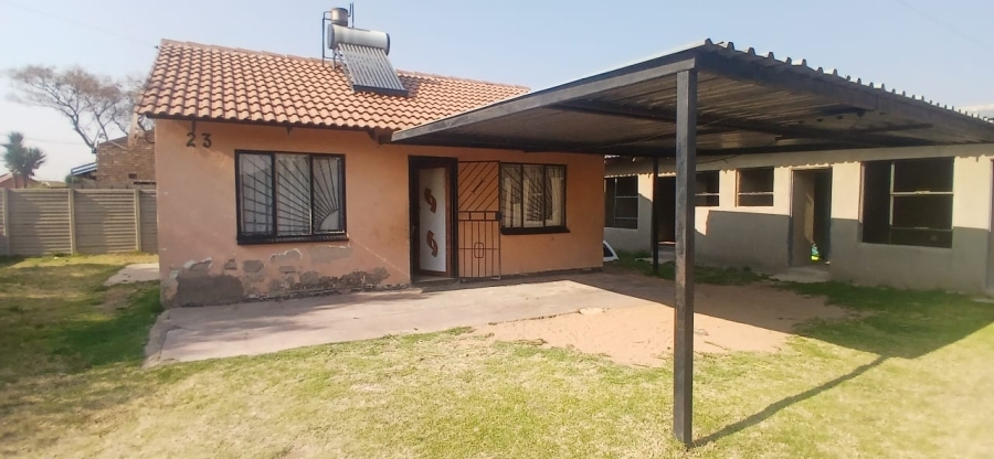 2 Bedroom Property for Sale in Windmill Park Gauteng