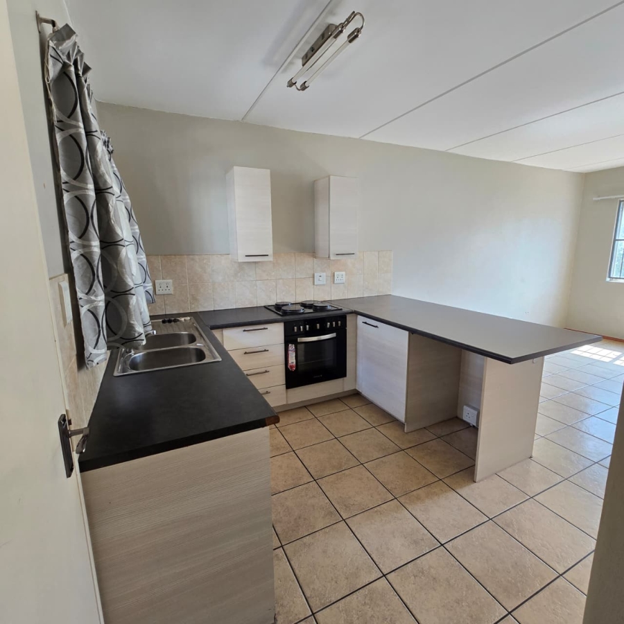 To Let 1 Bedroom Property for Rent in Rietfontein Gauteng