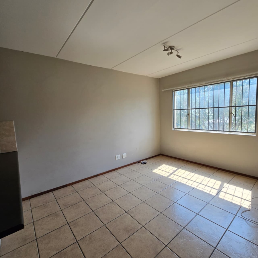 To Let 1 Bedroom Property for Rent in Rietfontein Gauteng