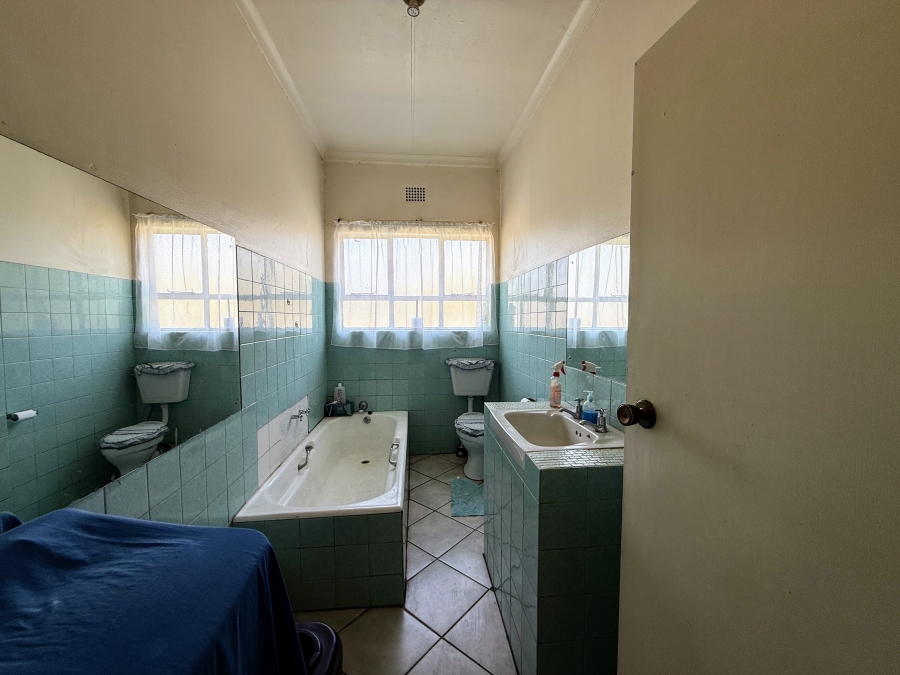 3 Bedroom Property for Sale in Andeon AH Gauteng