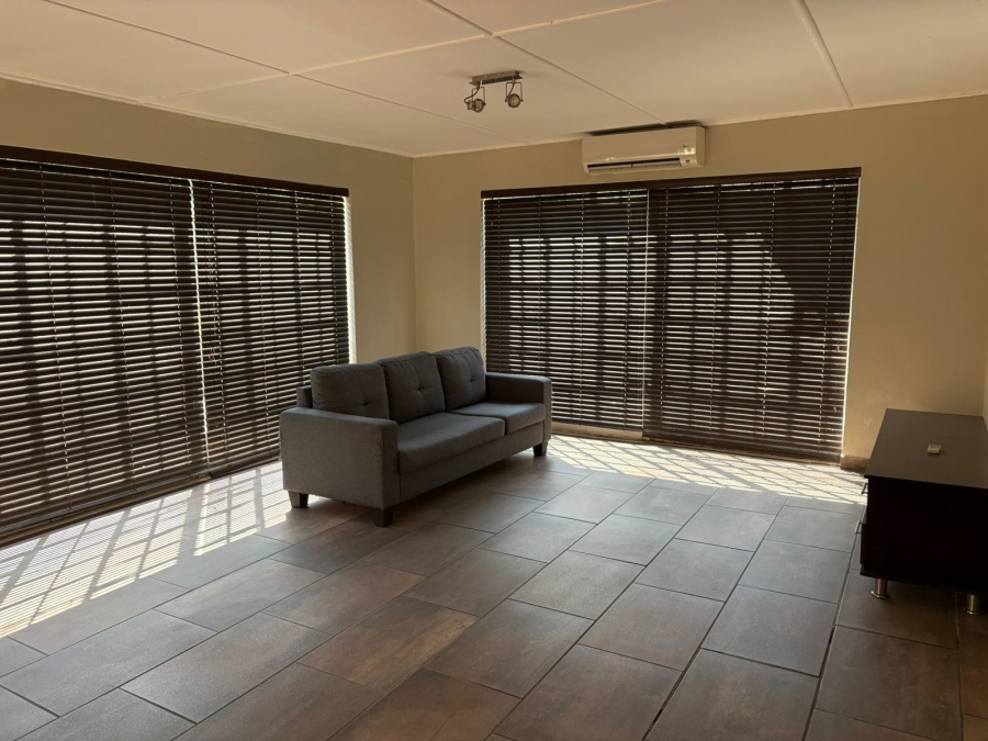 To Let 3 Bedroom Property for Rent in Three Rivers Gauteng