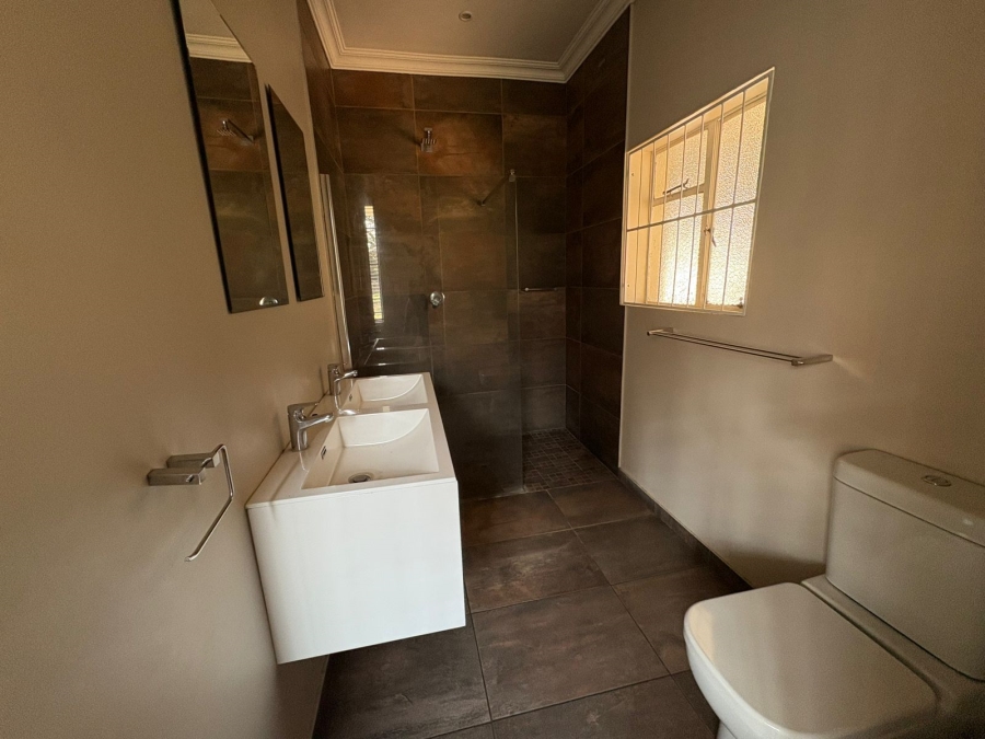 To Let 3 Bedroom Property for Rent in Three Rivers Gauteng
