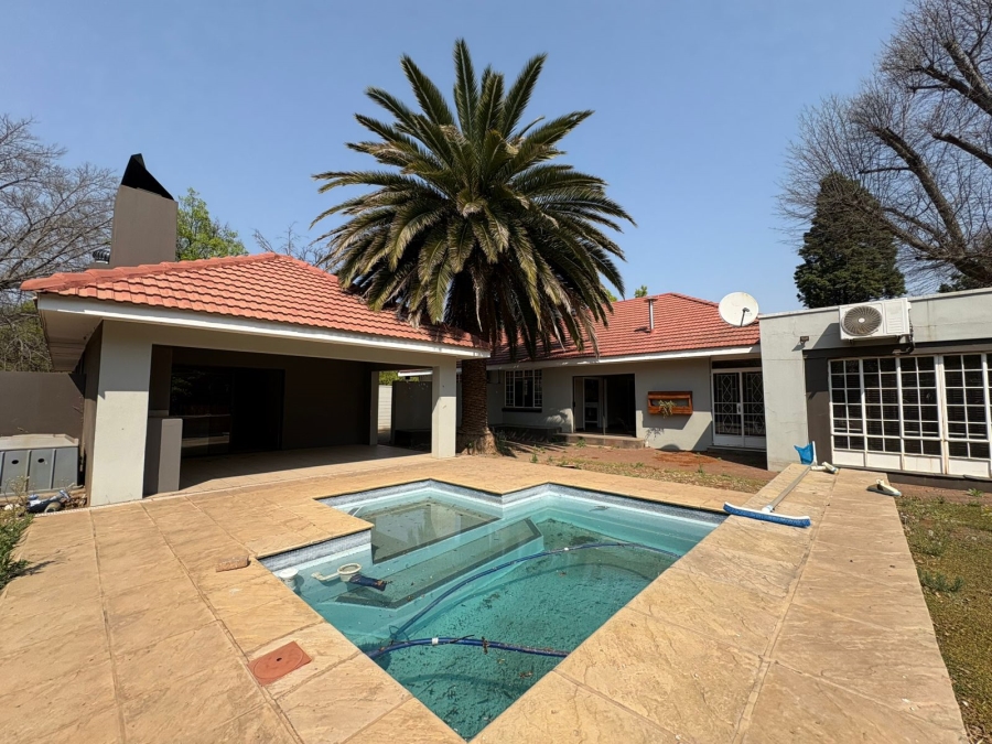 To Let 3 Bedroom Property for Rent in Three Rivers Gauteng