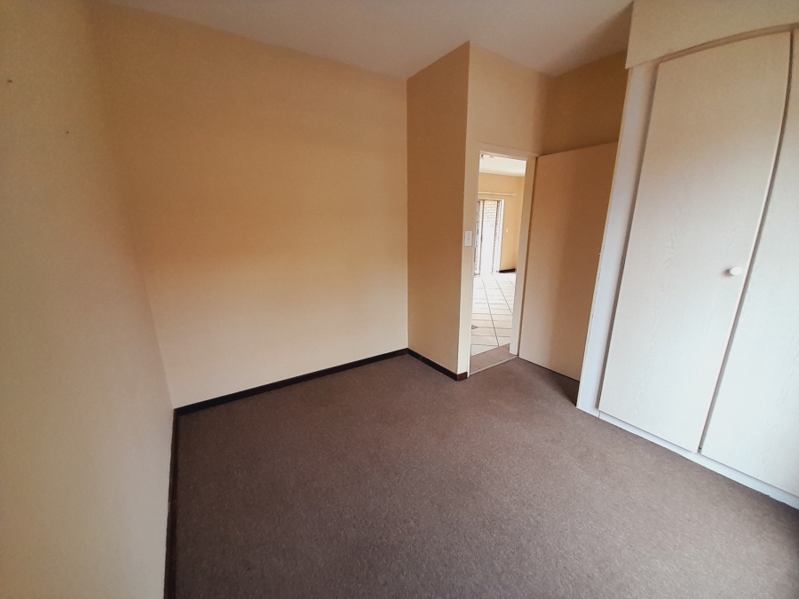 To Let 2 Bedroom Property for Rent in Olympus AH Gauteng