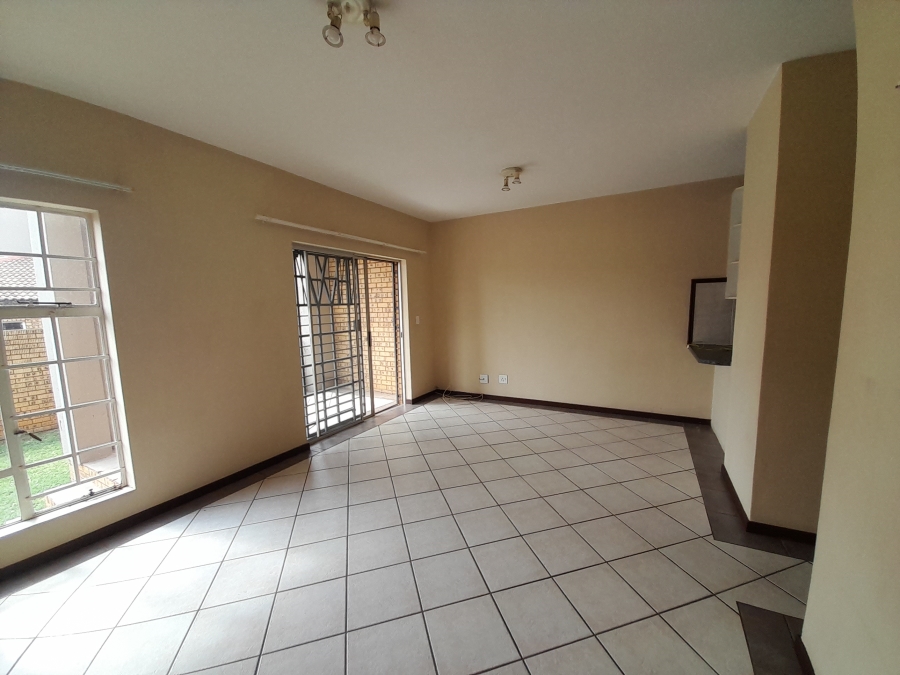 To Let 2 Bedroom Property for Rent in Olympus AH Gauteng