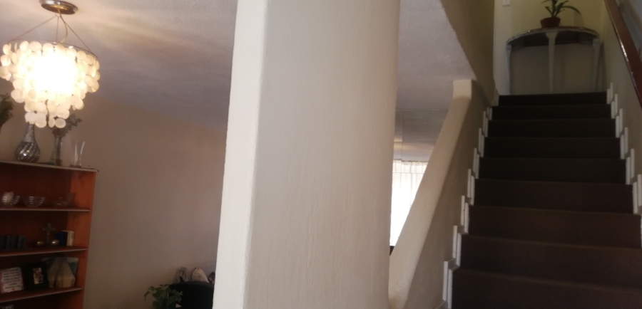 To Let 2 Bedroom Property for Rent in Albertville Gauteng