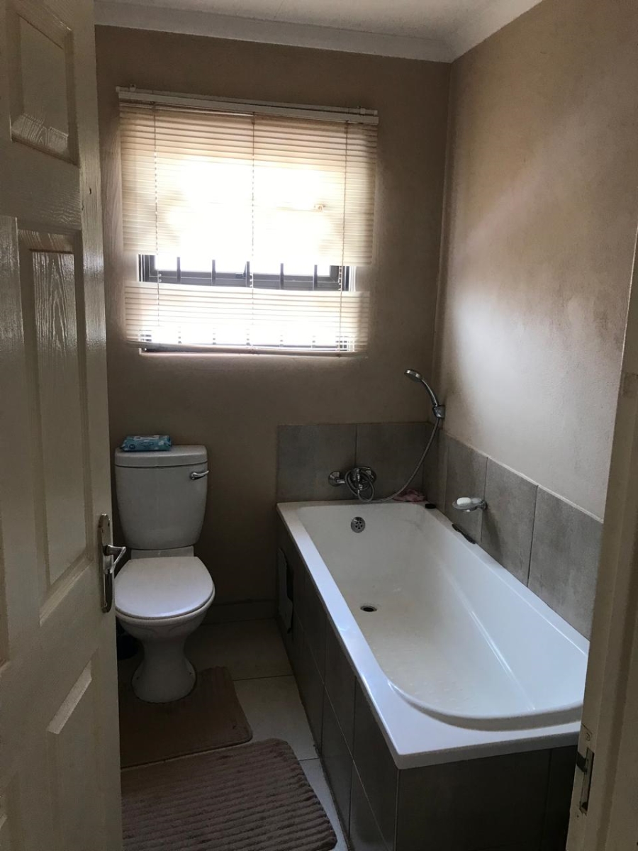 4 Bedroom Property for Sale in Liefde en Vrede Gauteng
