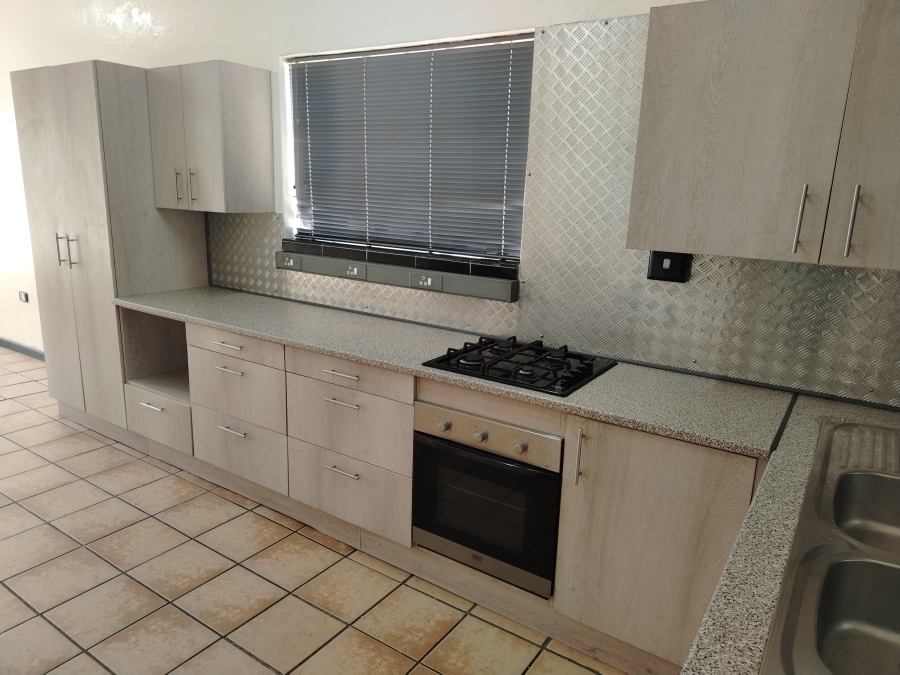 To Let 1 Bedroom Property for Rent in Anzac Gauteng