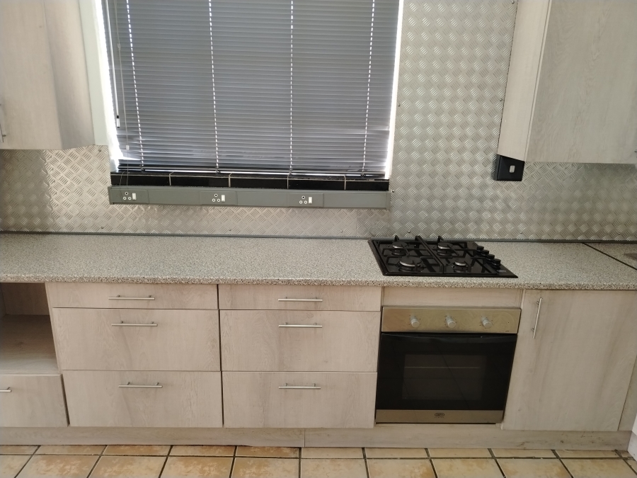 To Let 1 Bedroom Property for Rent in Anzac Gauteng