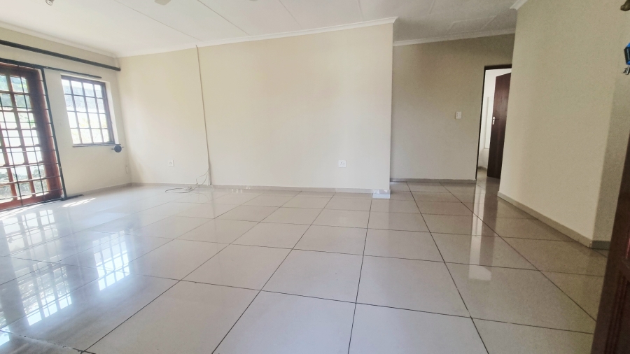 2 Bedroom Property for Sale in Halfway Gardens Gauteng