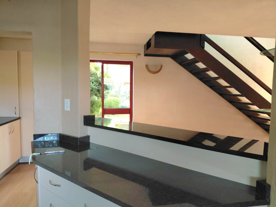 To Let 3 Bedroom Property for Rent in Fourways Gauteng