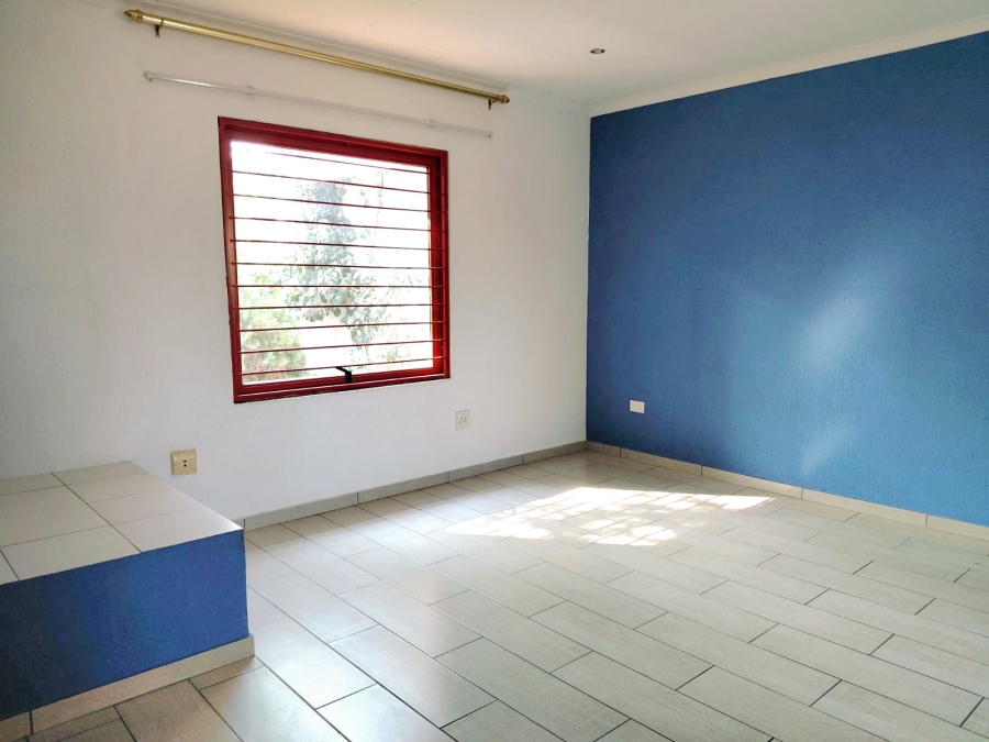 To Let 3 Bedroom Property for Rent in Fourways Gauteng