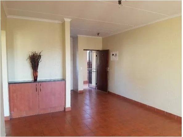 To Let 3 Bedroom Property for Rent in Erand Gardens Gauteng