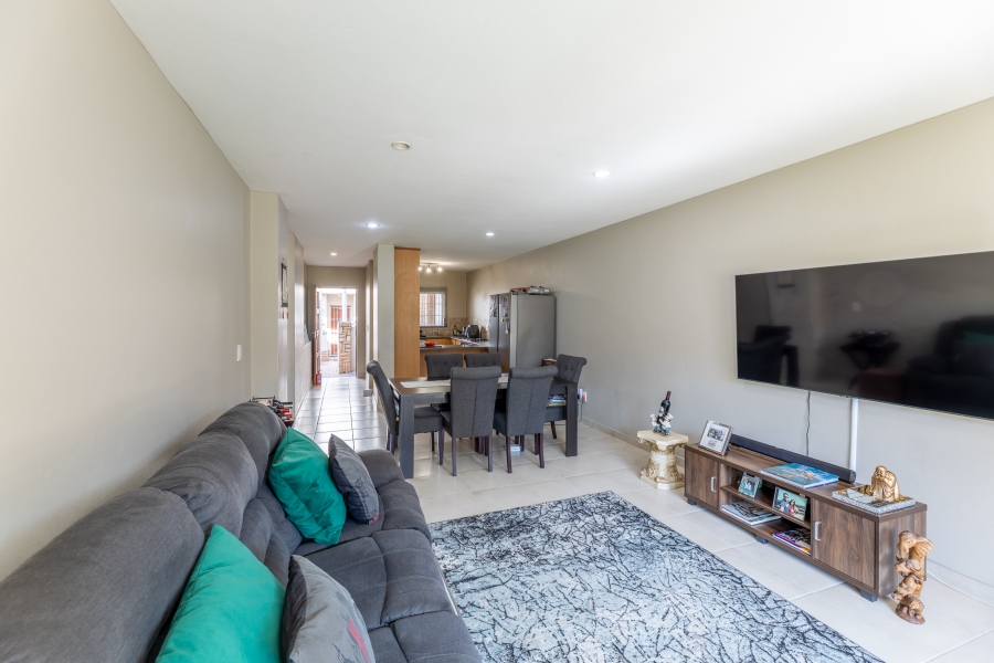 2 Bedroom Property for Sale in Craigavon Gauteng