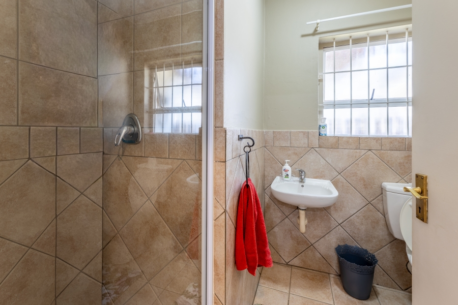 2 Bedroom Property for Sale in Craigavon Gauteng