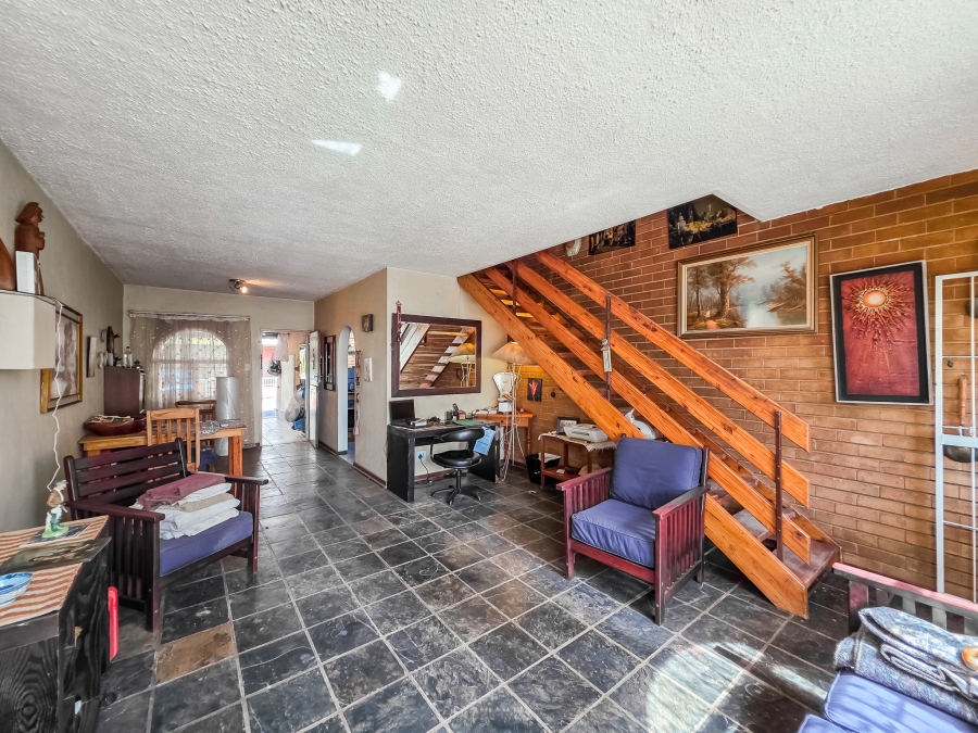 2 Bedroom Property for Sale in Kilner Park Gauteng