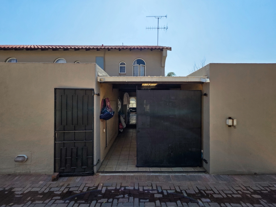 2 Bedroom Property for Sale in Kilner Park Gauteng