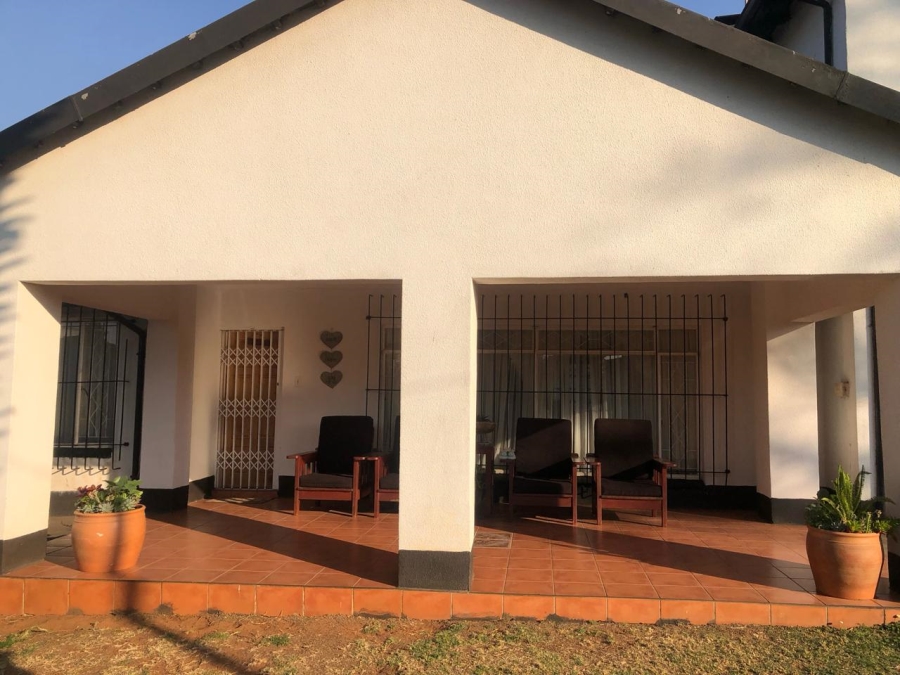 5 Bedroom Property for Sale in Florida Gauteng