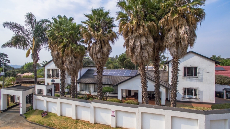 5 Bedroom Property for Sale in Florida Gauteng