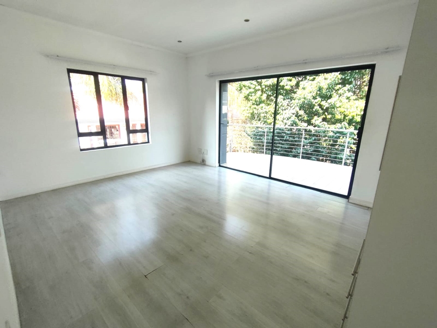 To Let 2 Bedroom Property for Rent in Emmarentia Gauteng