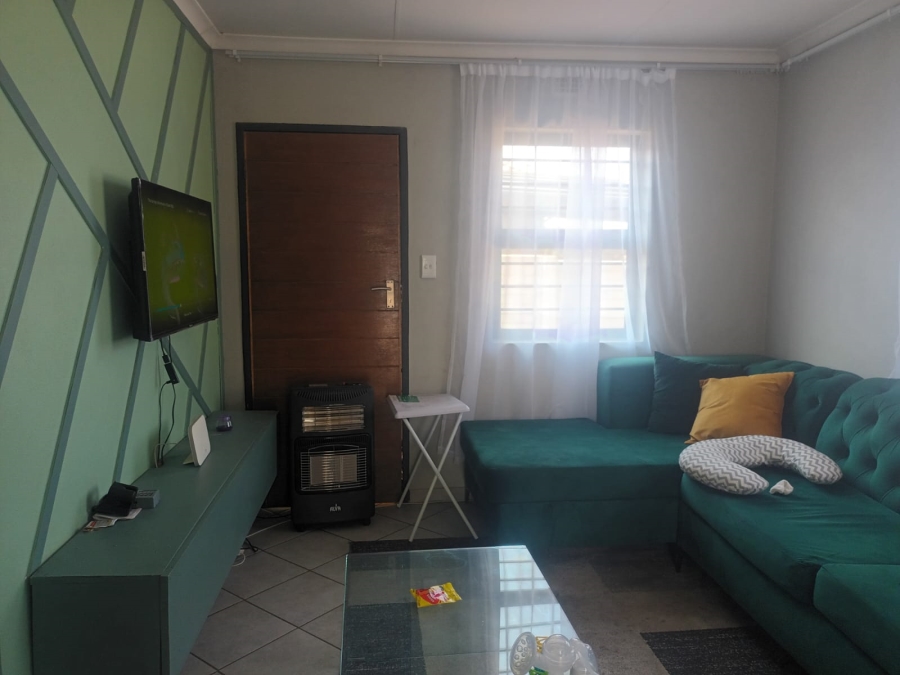 3 Bedroom Property for Sale in Lotus Gardens Gauteng