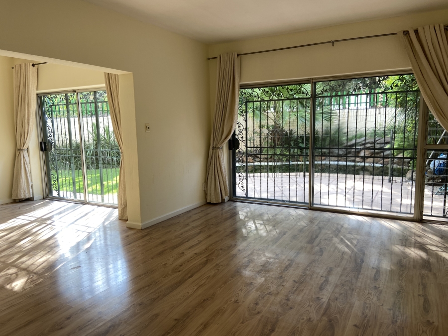 To Let 4 Bedroom Property for Rent in Victory Park Gauteng