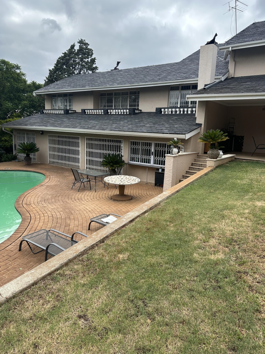 5 Bedroom Property for Sale in Bryanston Gauteng