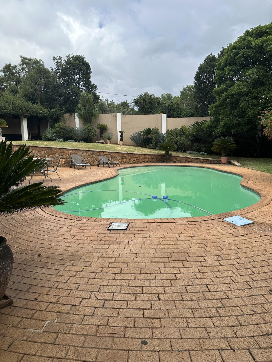 5 Bedroom Property for Sale in Bryanston Gauteng