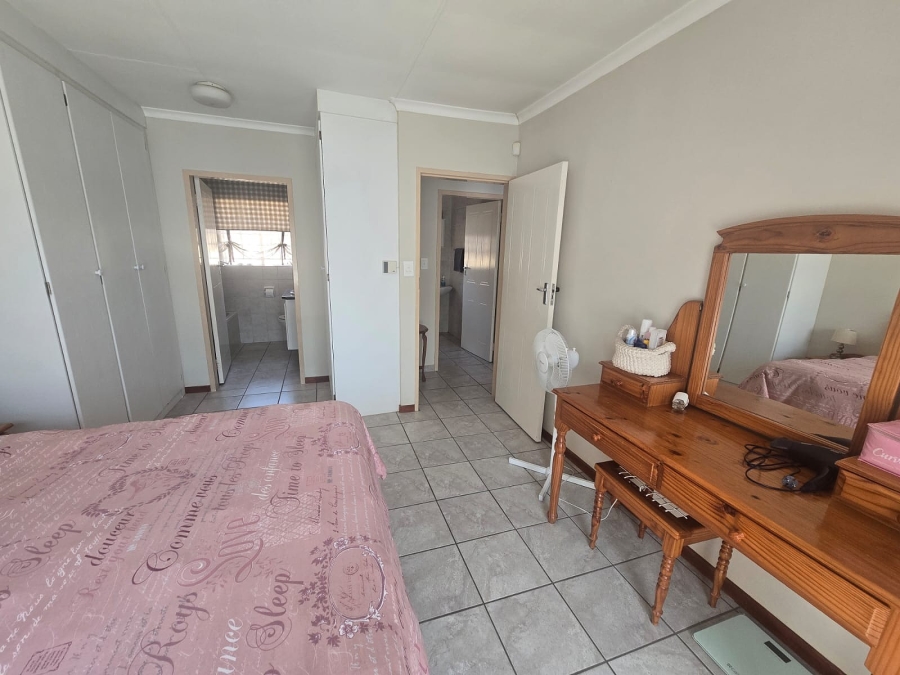 2 Bedroom Property for Sale in Annlin Gauteng