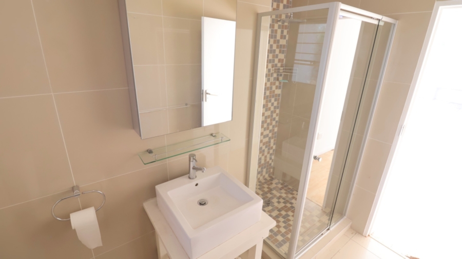 To Let 3 Bedroom Property for Rent in Lonehill Gauteng