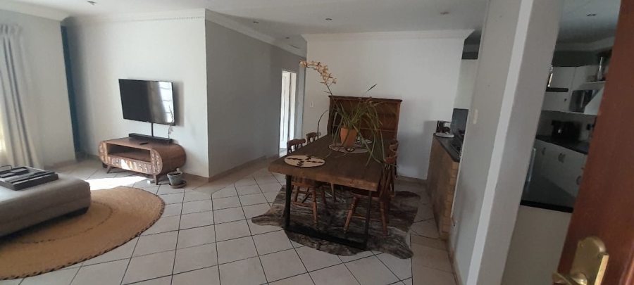 3 Bedroom Property for Sale in Wapadrand Gauteng