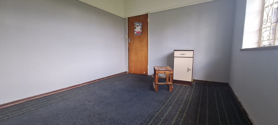 5 Bedroom Property for Sale in Edenvale Central Gauteng