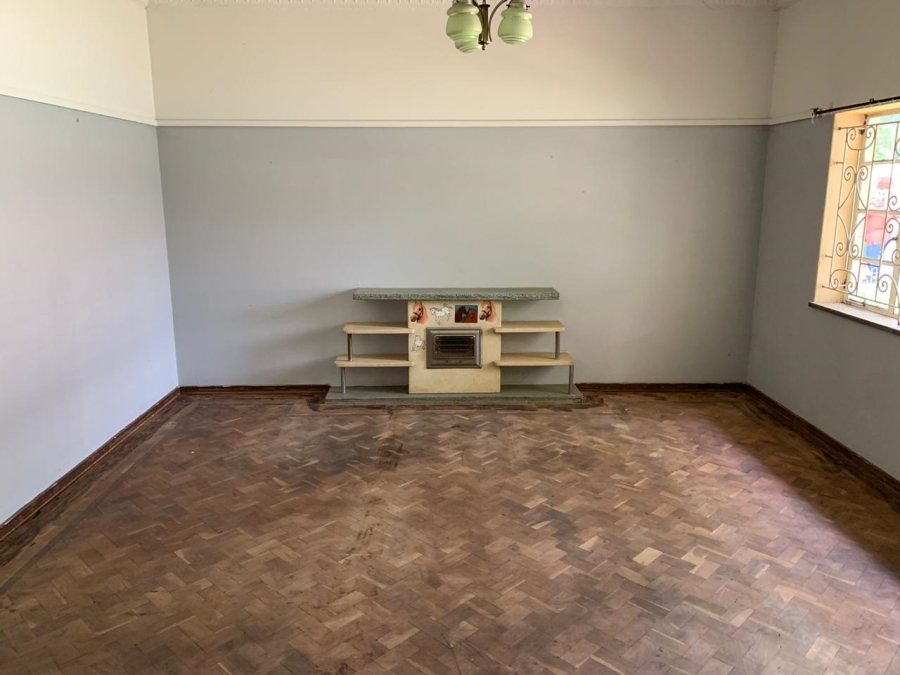 5 Bedroom Property for Sale in Edenvale Central Gauteng