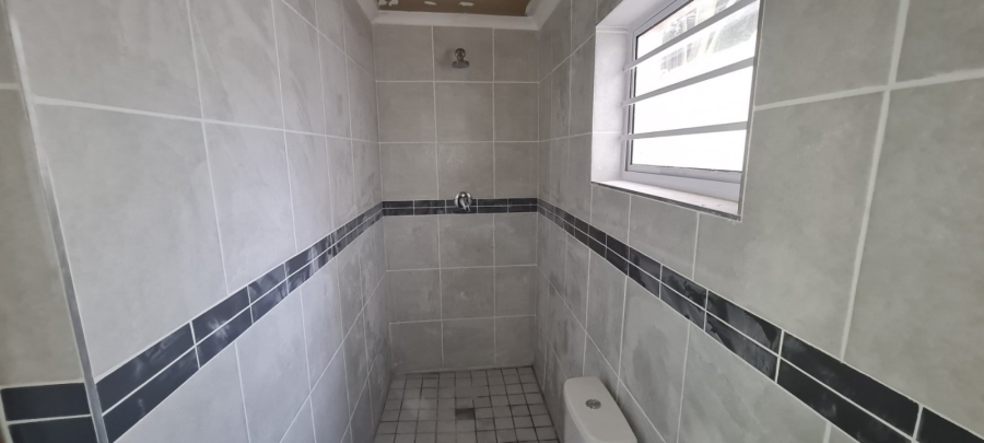 5 Bedroom Property for Sale in Edenvale Central Gauteng