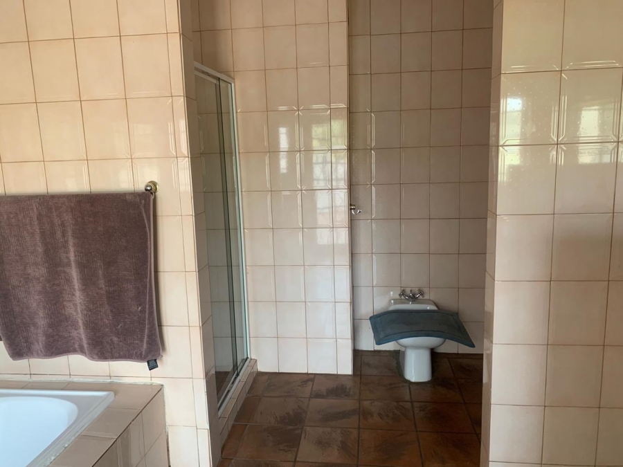 5 Bedroom Property for Sale in Henley on Klip Gauteng