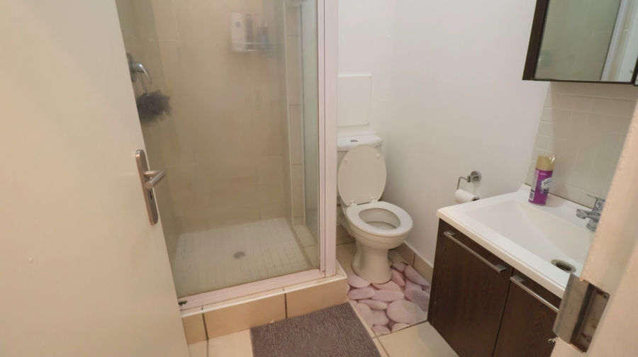 To Let 2 Bedroom Property for Rent in Lonehill Gauteng