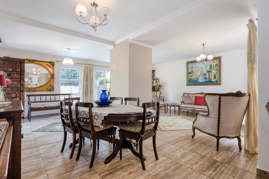 3 Bedroom Property for Sale in Douglasdale Gauteng