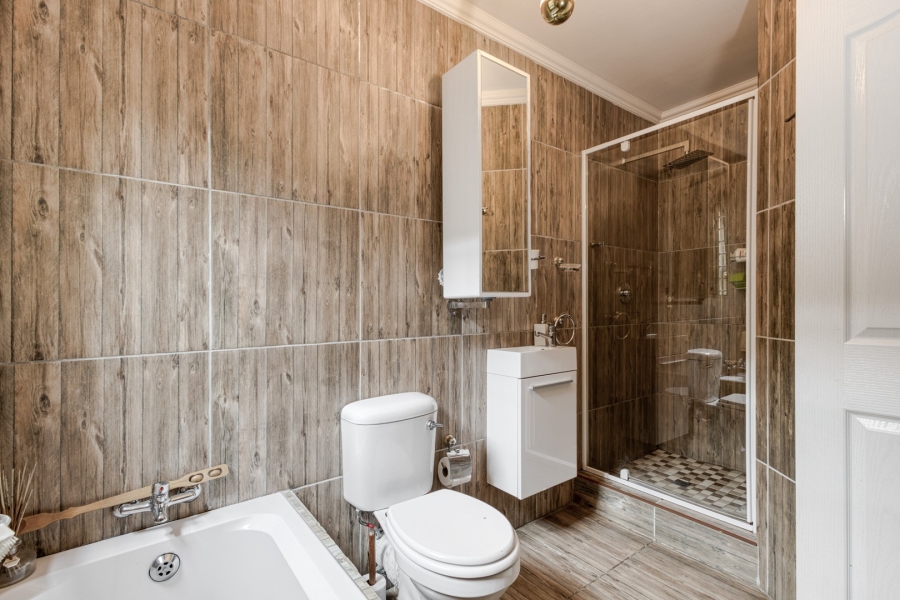 3 Bedroom Property for Sale in Douglasdale Gauteng