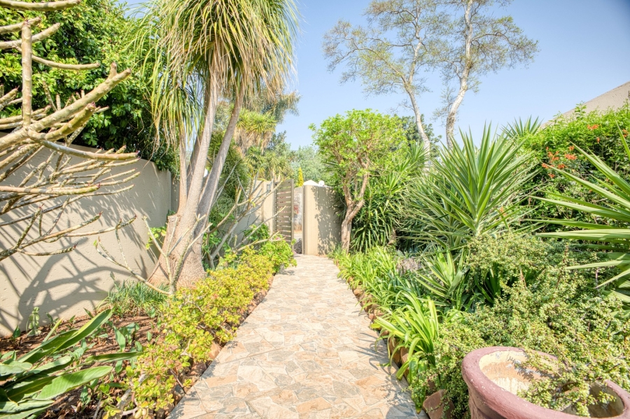 3 Bedroom Property for Sale in Douglasdale Gauteng