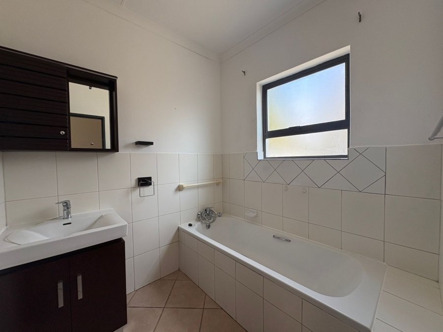 3 Bedroom Property for Sale in Rynfield Gauteng