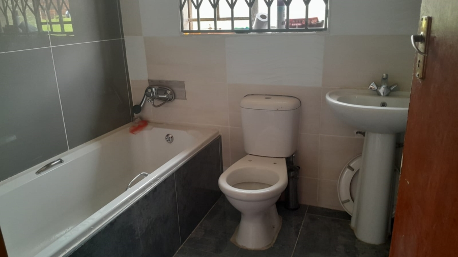 2 Bedroom Property for Sale in Tsakane Ext 1 Gauteng