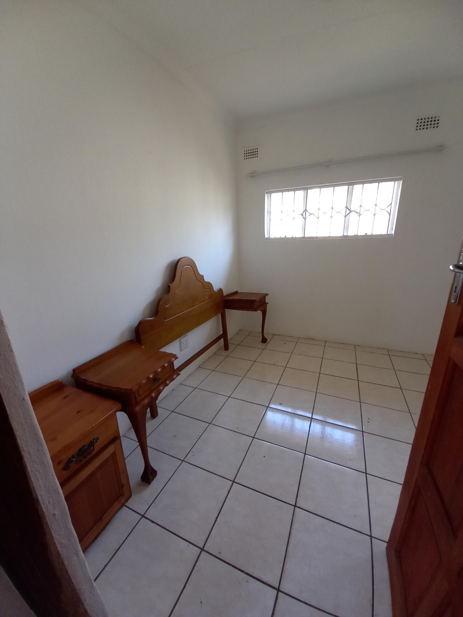 To Let 1 Bedroom Property for Rent in Waverley Gauteng