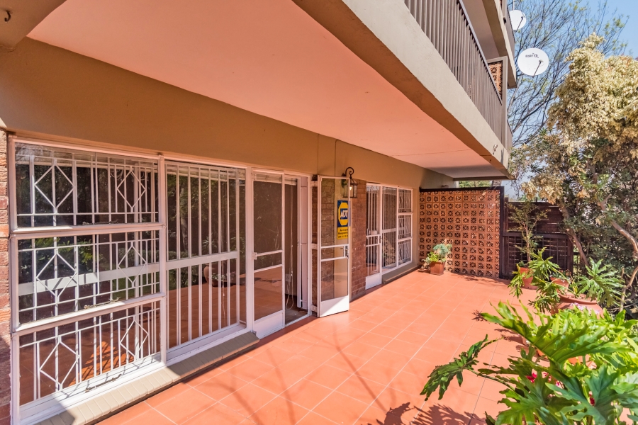 2 Bedroom Property for Sale in Wendywood Gauteng