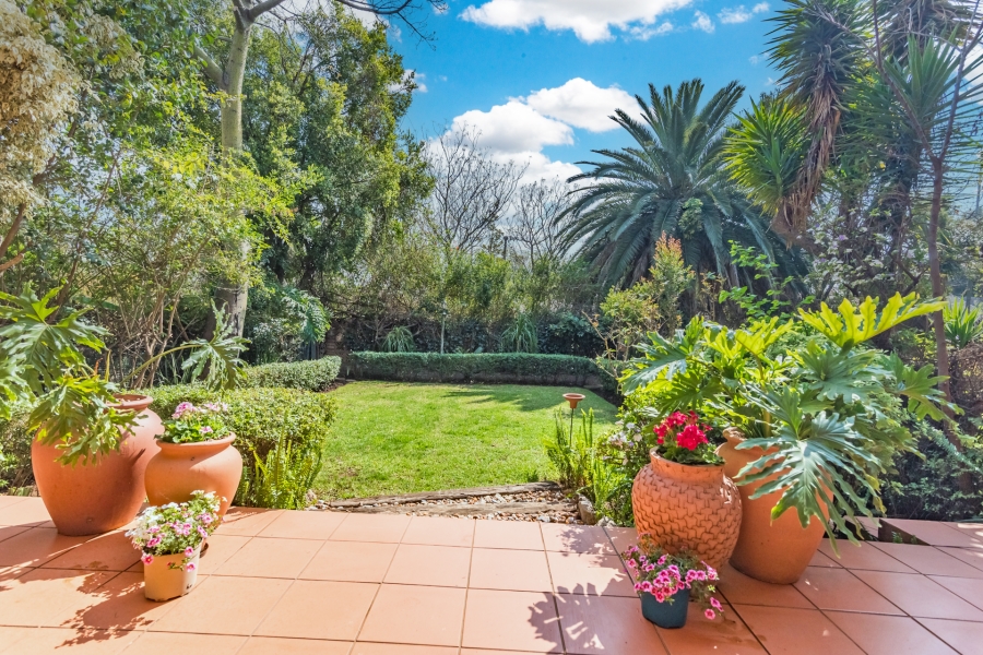 2 Bedroom Property for Sale in Wendywood Gauteng