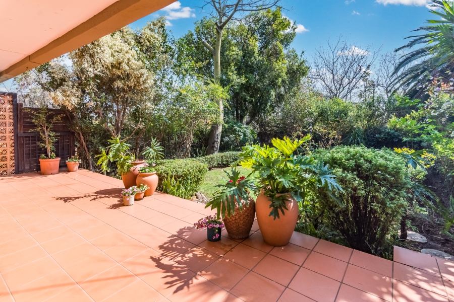 2 Bedroom Property for Sale in Wendywood Gauteng