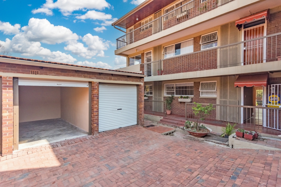 2 Bedroom Property for Sale in Wendywood Gauteng
