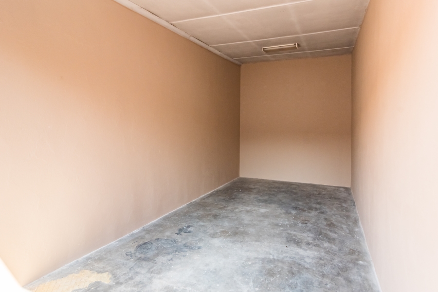 2 Bedroom Property for Sale in Wendywood Gauteng