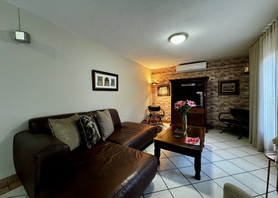 To Let 3 Bedroom Property for Rent in Equestria Gauteng
